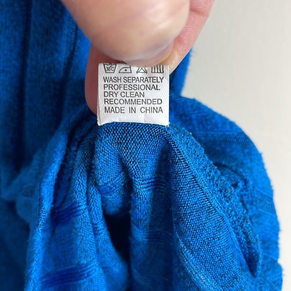 Amazon Blue Ribbed V-Neck Lightweight Sweater Short Sleeve Stretch Plus Size 2XL - Picture 7 of 11